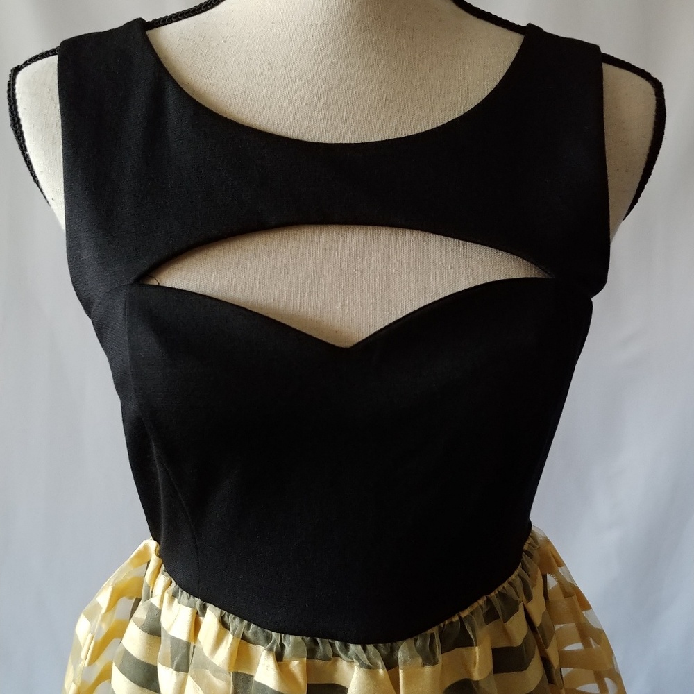 Black and yellow dress New Without Tags